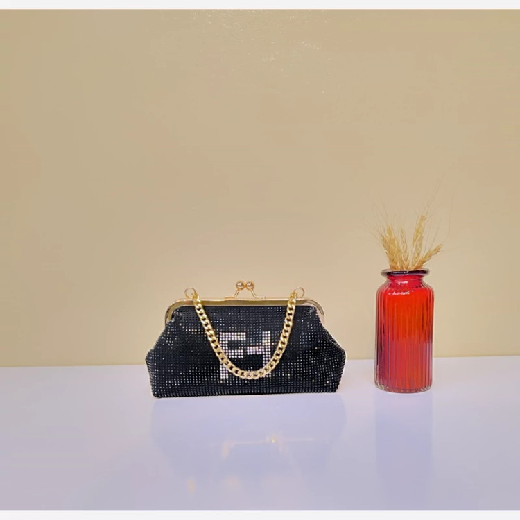 مرجع تخصصی کیف بزرگمهر