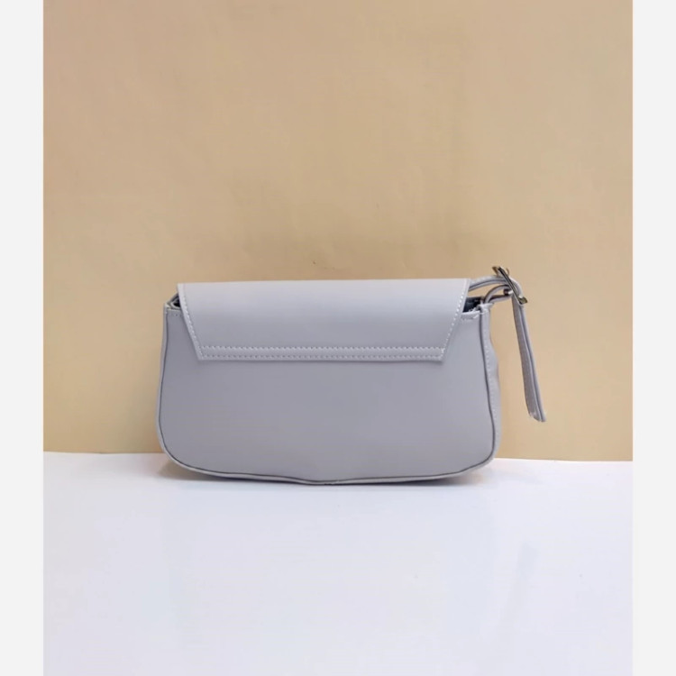 مرجع تخصصی کیف بزرگمهر