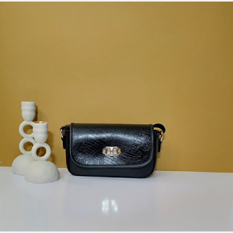 مرجع تخصصی کیف بزرگمهر