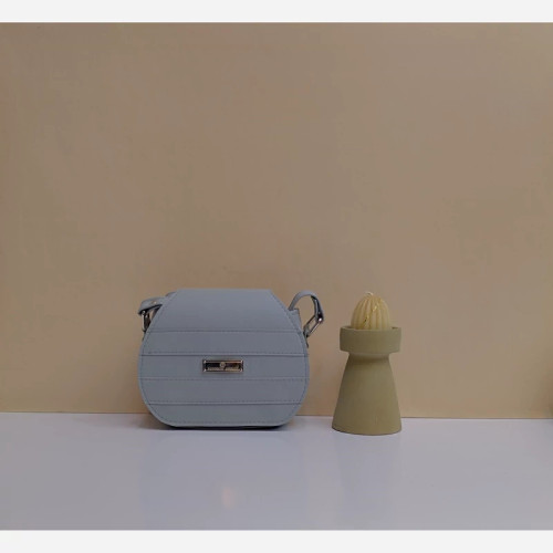 مرجع تخصصی کیف بزرگمهر