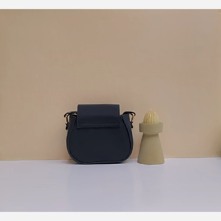 مرجع تخصصی کیف بزرگمهر