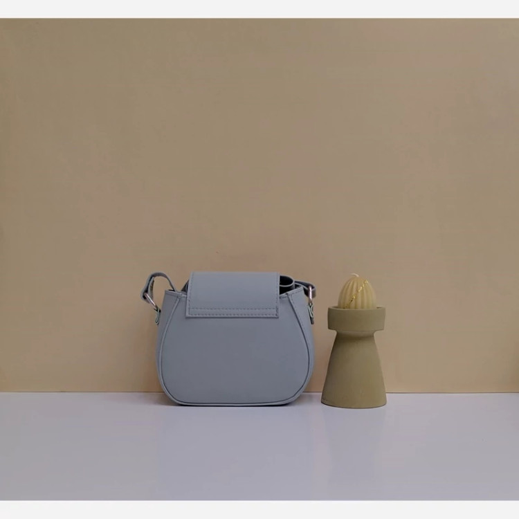 مرجع تخصصی کیف بزرگمهر