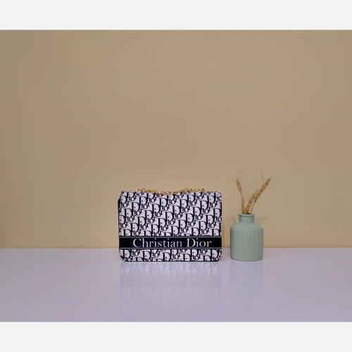 مرجع تخصصی کیف بزرگمهر