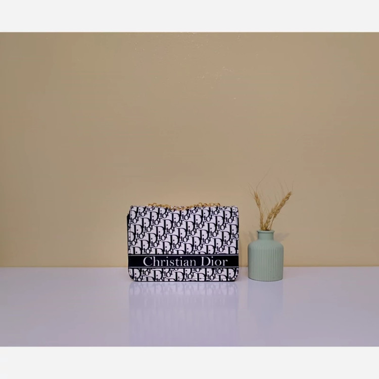 مرجع تخصصی کیف بزرگمهر