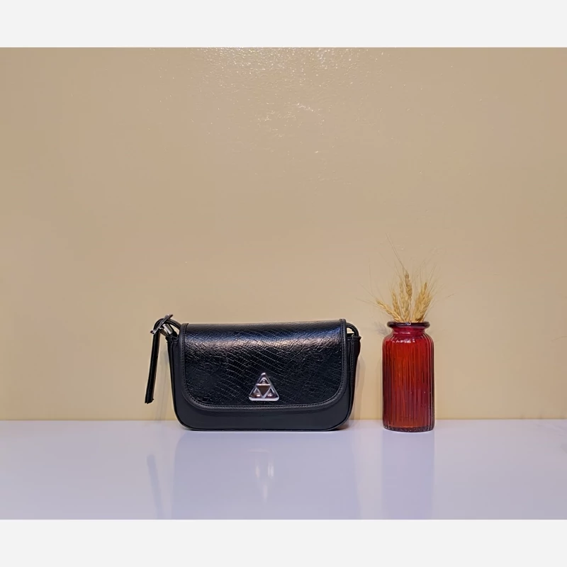 مرجع تخصصی کیف بزرگمهر