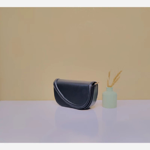 مرجع تخصصی کیف بزرگمهر