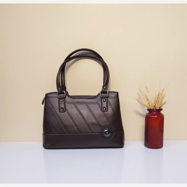 مرجع تخصصی کیف بزرگمهر