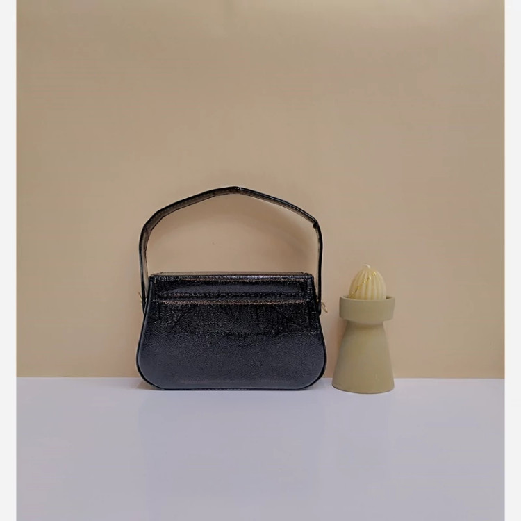 مرجع تخصصی کیف بزرگمهر