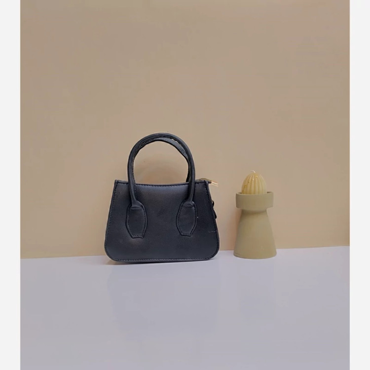 مرجع تخصصی کیف بزرگمهر