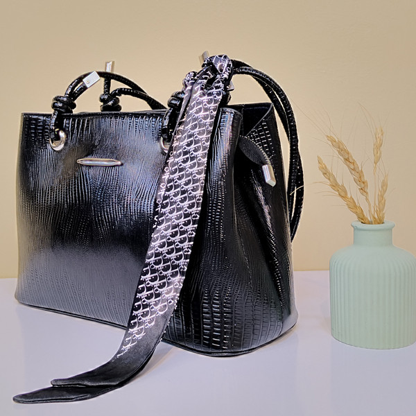 مرجع تخصصی کیف بزرگمهر