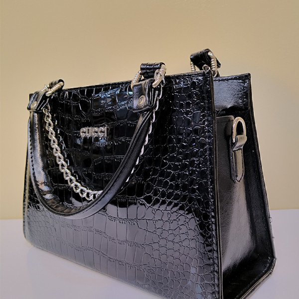 مرجع تخصصی کیف بزرگمهر