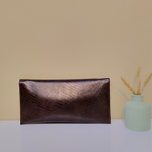 مرجع تخصصی کیف بزرگمهر