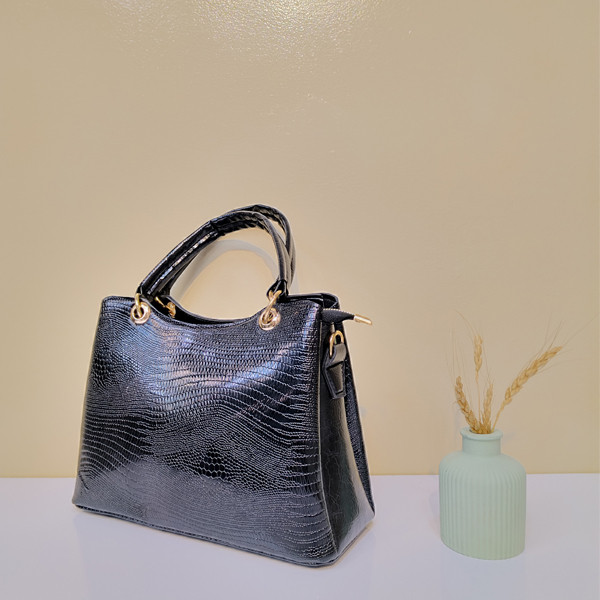 مرجع تخصصی کیف بزرگمهر