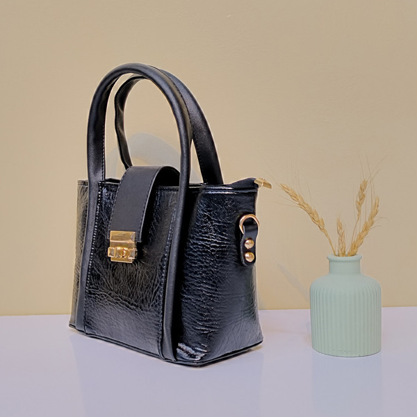 مرجع تخصصی کیف بزرگمهر