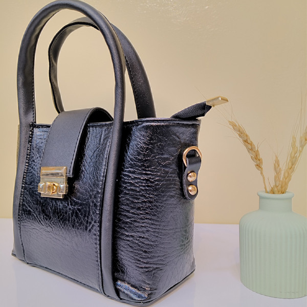 مرجع تخصصی کیف بزرگمهر