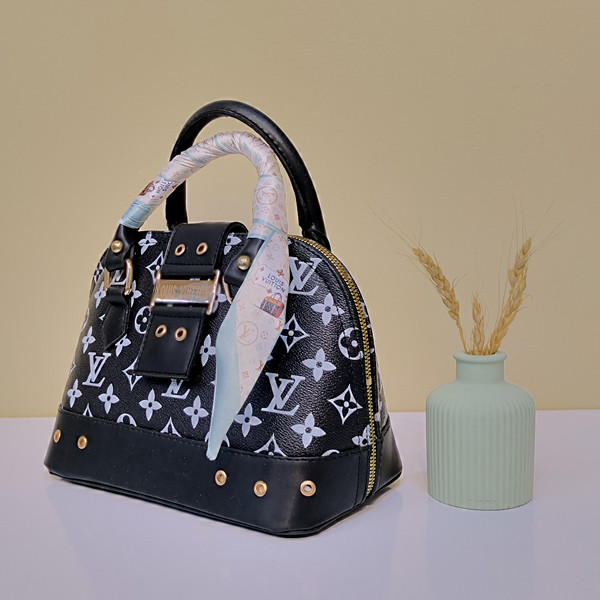 مرجع تخصصی کیف بزرگمهر